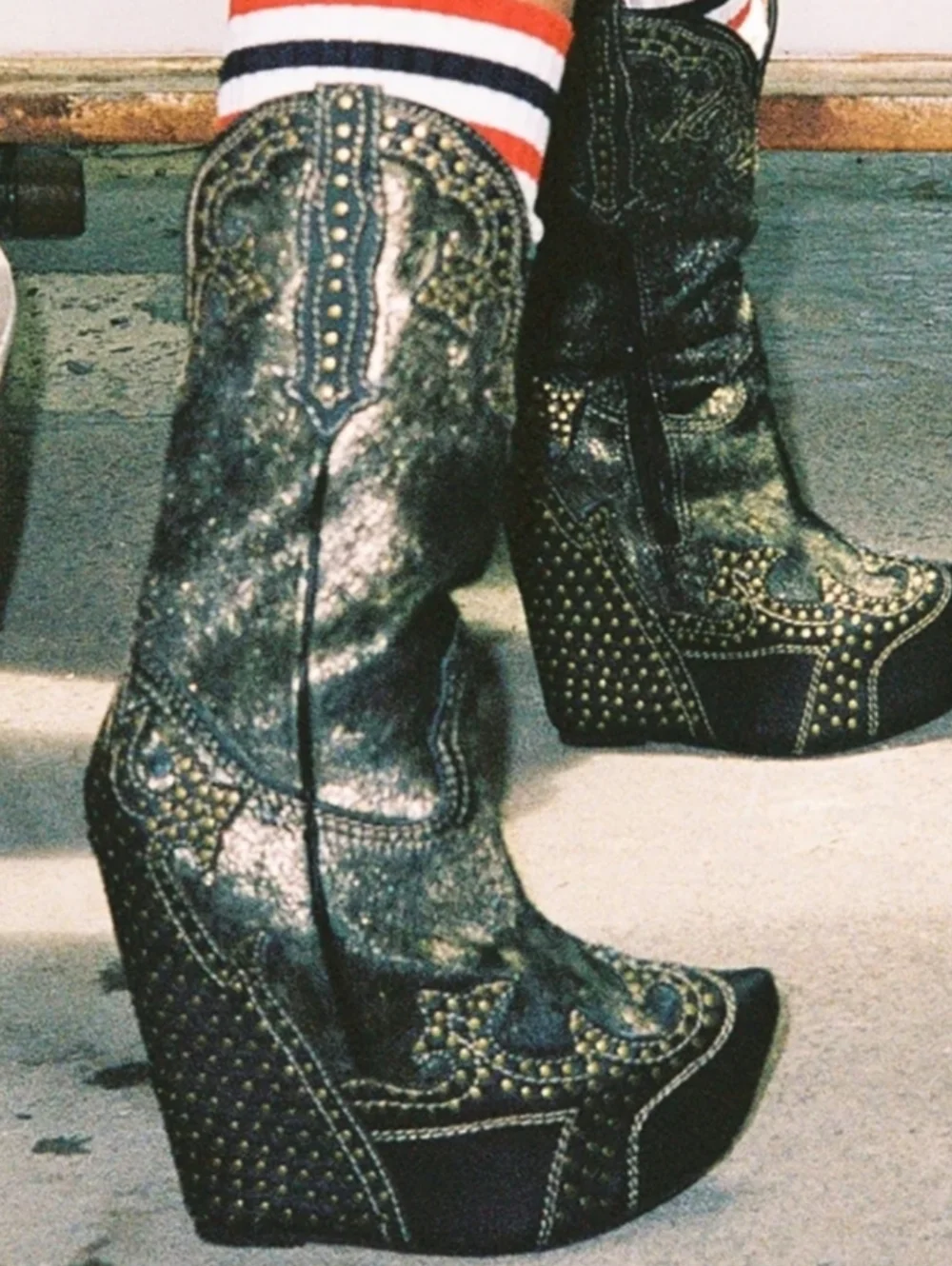 Jeffery Cambell Giddy Stud Boots NEW - Picture 2 of 8
